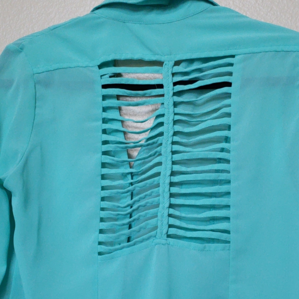 Blouse - Picture 3 of 3